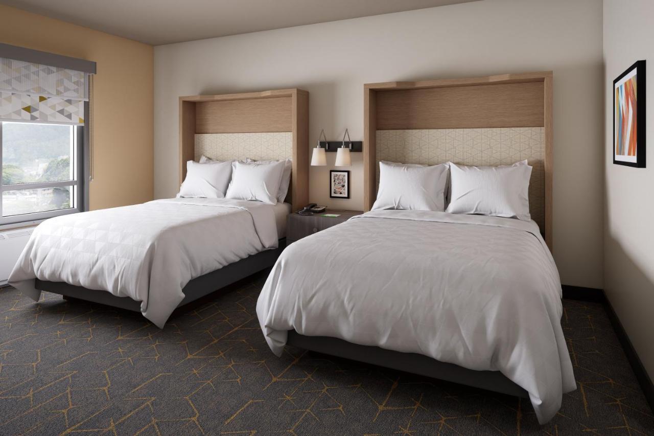 Holiday Inn - Long Island - Islip Arpt East By Ihg Holtsville Dış mekan fotoğraf
