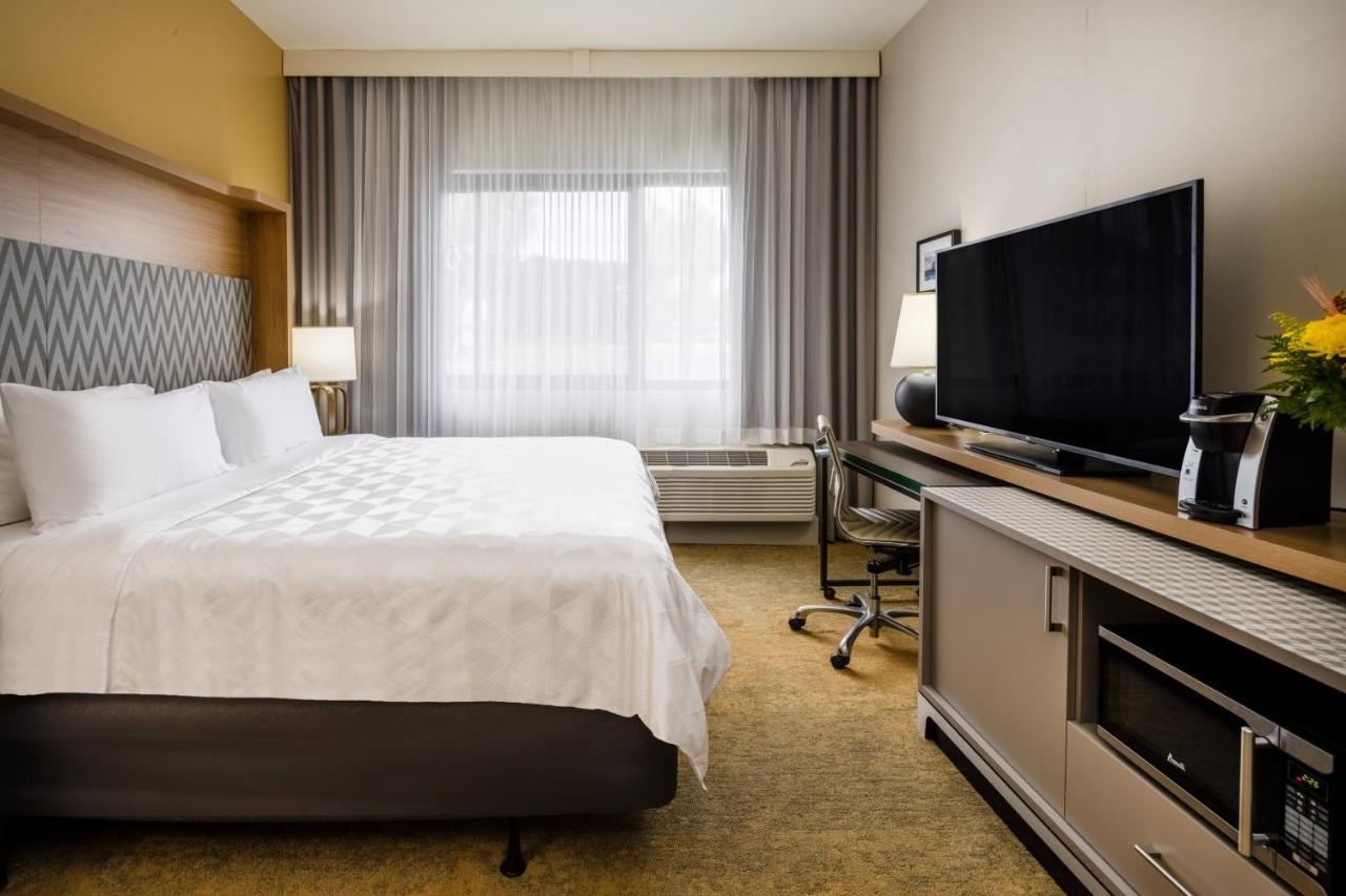 Holiday Inn - Long Island - Islip Arpt East By Ihg Holtsville Dış mekan fotoğraf