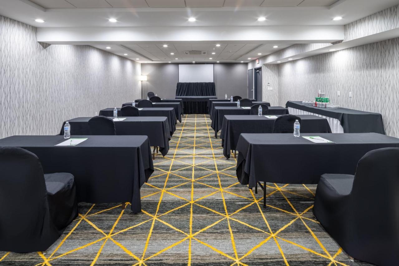 Holiday Inn - Long Island - Islip Arpt East By Ihg Holtsville Dış mekan fotoğraf